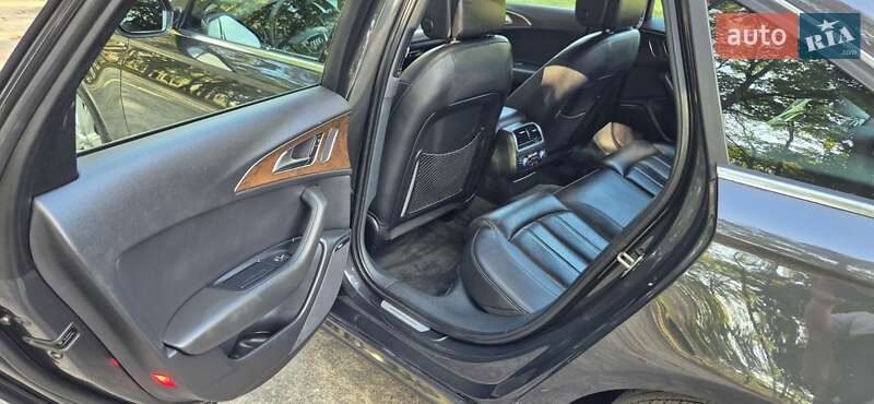 Седан Audi A6 2012 в Дубні