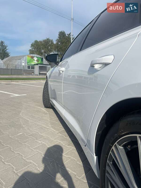 Седан Audi A6 2019 в Тернополе