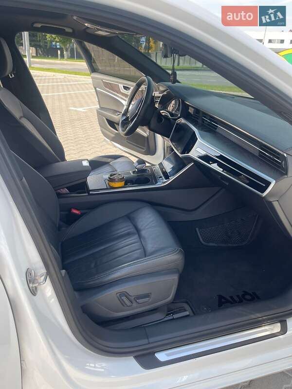 Седан Audi A6 2019 в Тернополе