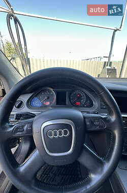 Седан Audi A6 2004 в 