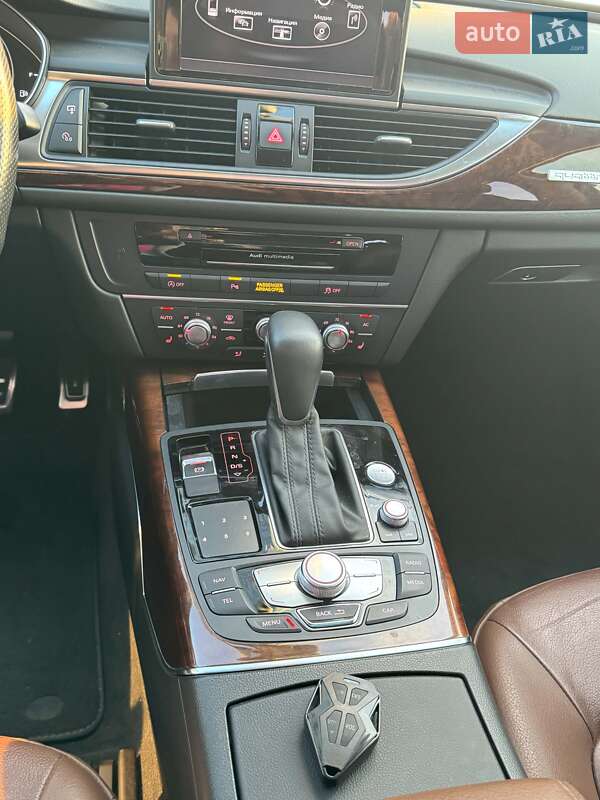 Седан Audi A6 2012 в Днепре