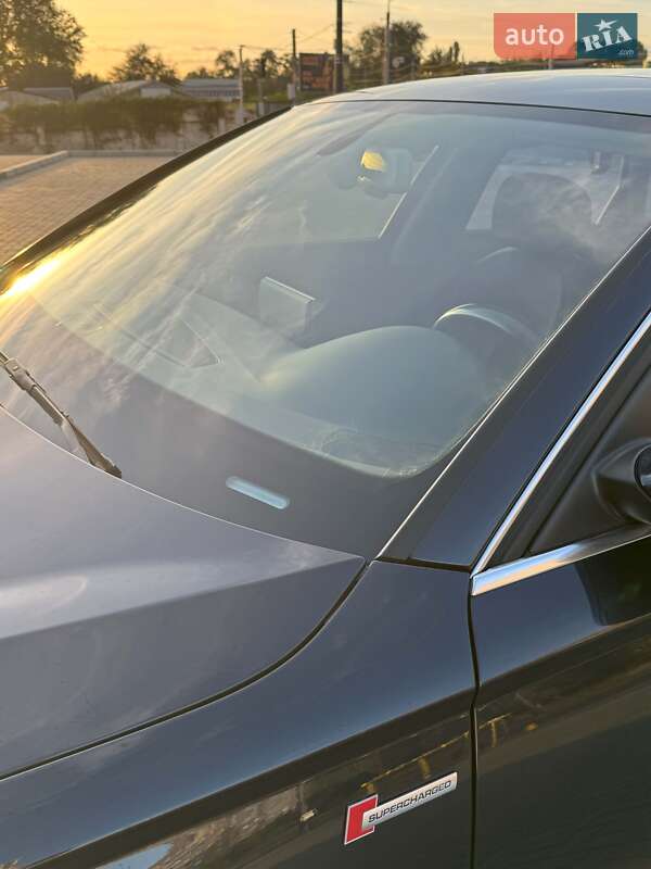 Седан Audi A6 2012 в Днепре