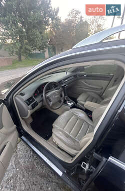 Универсал Audi A6 2003 в 