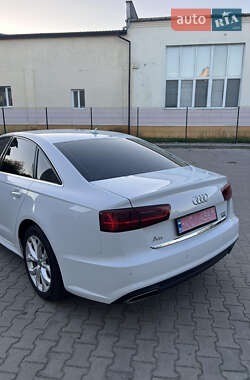 Седан Audi A6 2016 в 