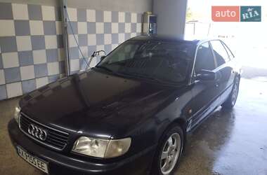 Седан Audi A6 1995 в  фото 5 Седан Audi A6 1995 в