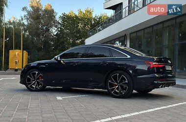 Седан Audi A6 2018 в 