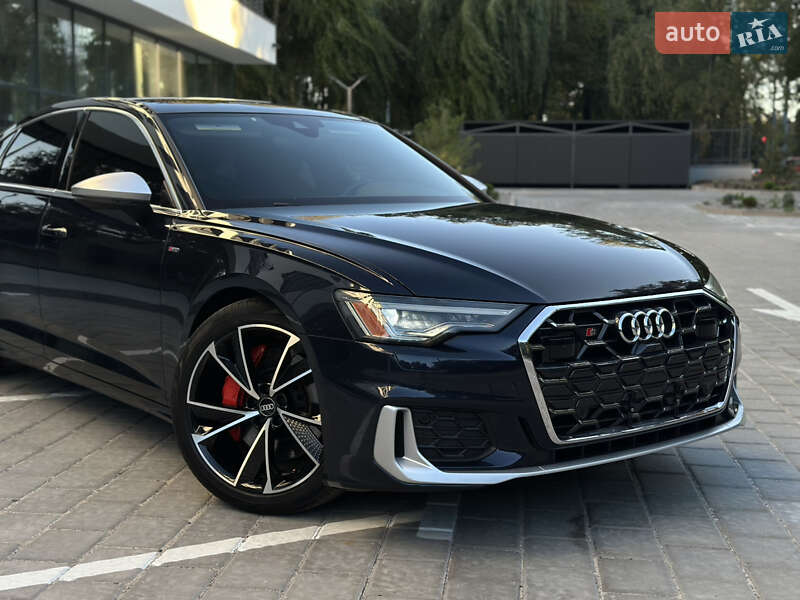 Седан Audi A6 2018 в Рівному