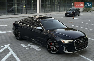 Седан Audi A6 2018 в 