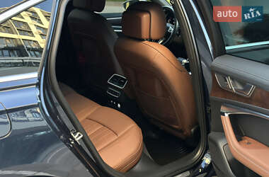 Седан Audi A6 2018 в 