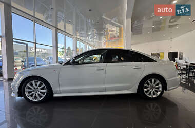Седан Audi A6 2018 в 