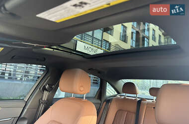 Седан Audi A6 2019 в 