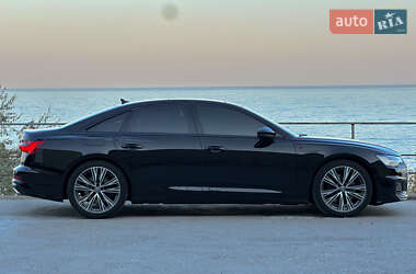 Седан Audi A6 2018 в 