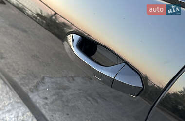 Седан Audi A6 2018 в 