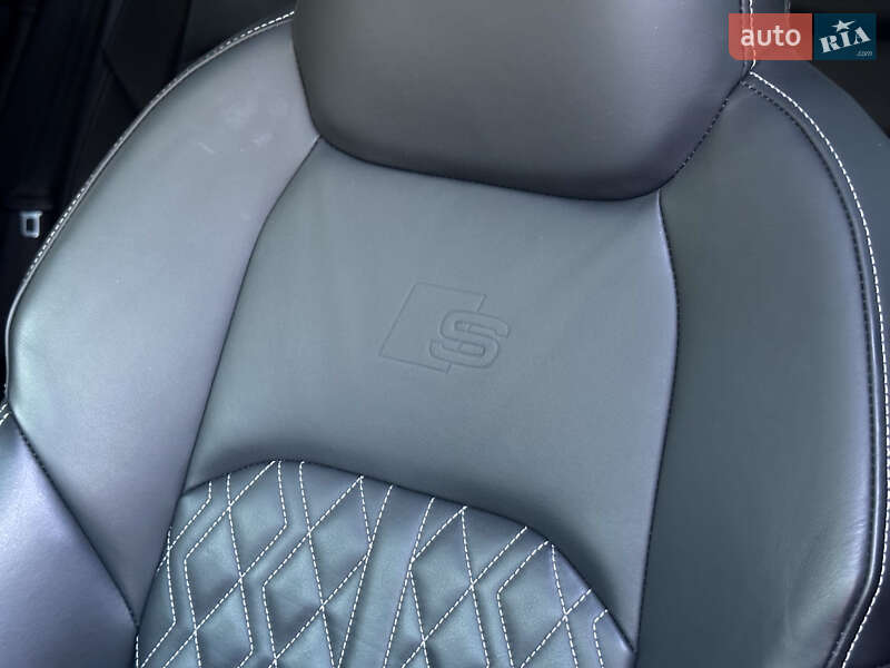 Седан Audi A6 2018 в Одессе