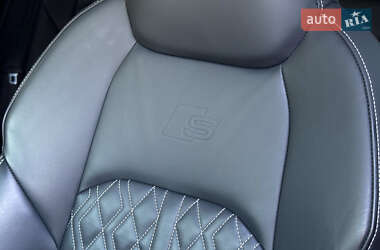 Седан Audi A6 2018 в 