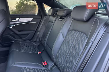 Седан Audi A6 2018 в 