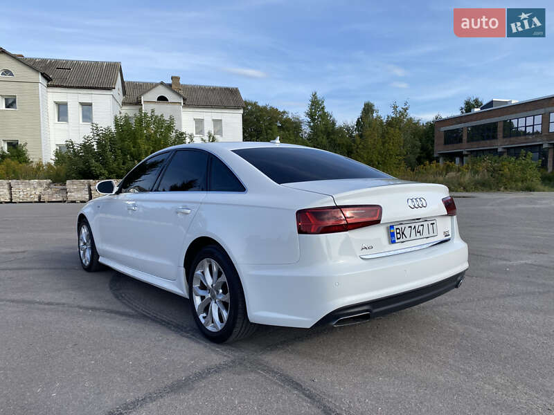 Седан Audi A6 2017 в Ровно