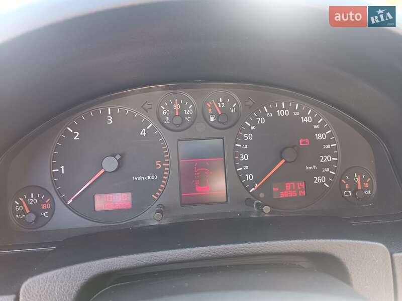 Седан Audi A6 2000 в Борщеві
