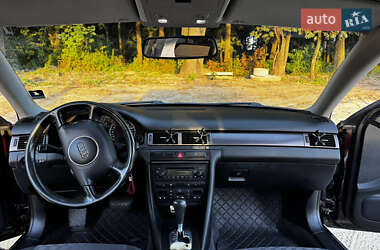 Универсал Audi A6 2003 в 