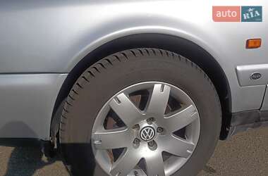 Універсал Audi A6 1996 в 