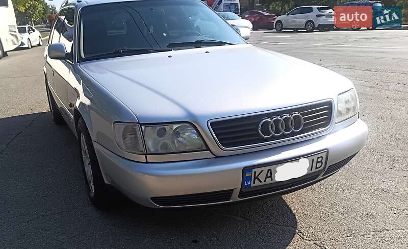 Універсал Audi A6 1996 в 