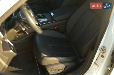 Седан Audi A6 2019 в 