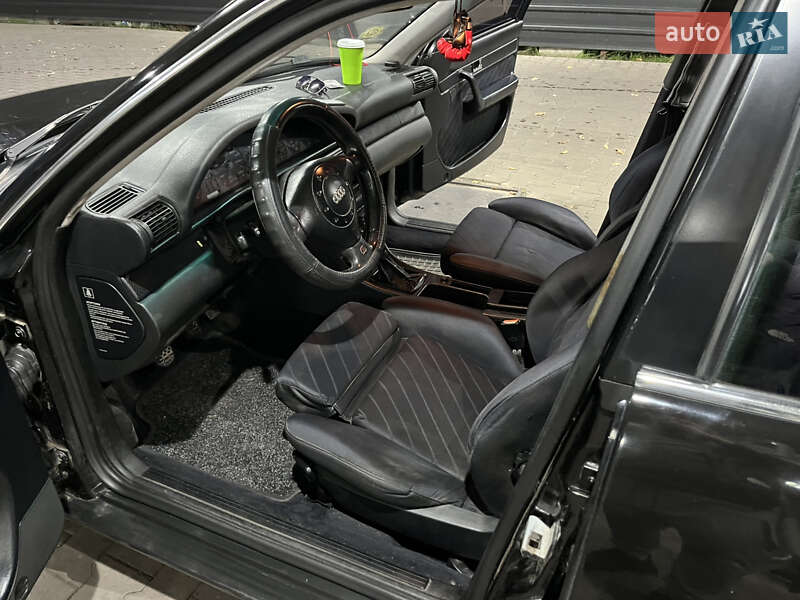 Седан Audi A6 1995 в Сумах