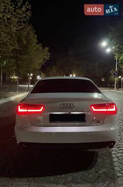 Седан Audi A6 2014 в Ізмаїлі