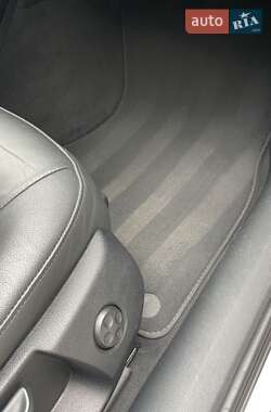 Седан Audi A6 2012 в 