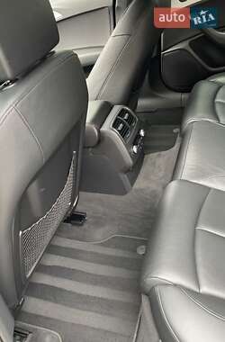Седан Audi A6 2012 в 