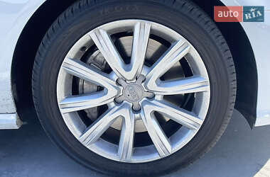Седан Audi A6 2016 в 