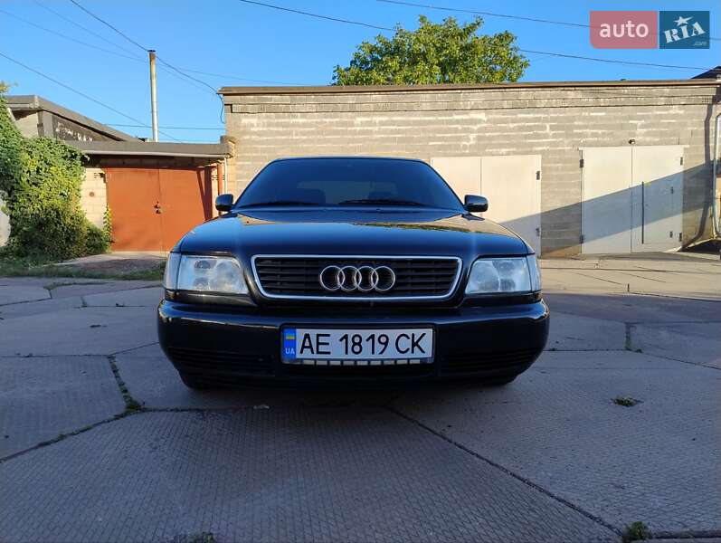 Седан Audi A6 1997 в Кривому Розі