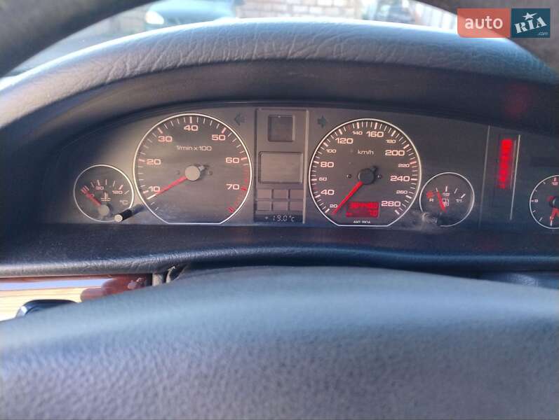 Седан Audi A6 1997 в Кривому Розі