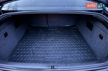 Седан Audi A6 2001 в 