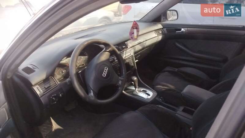 Седан Audi A6 1999 в Черновцах