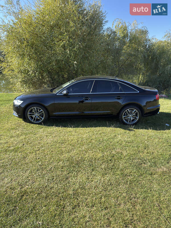 Седан Audi A6 2014 в Киеве