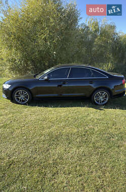 Седан Audi A6 2014 в 