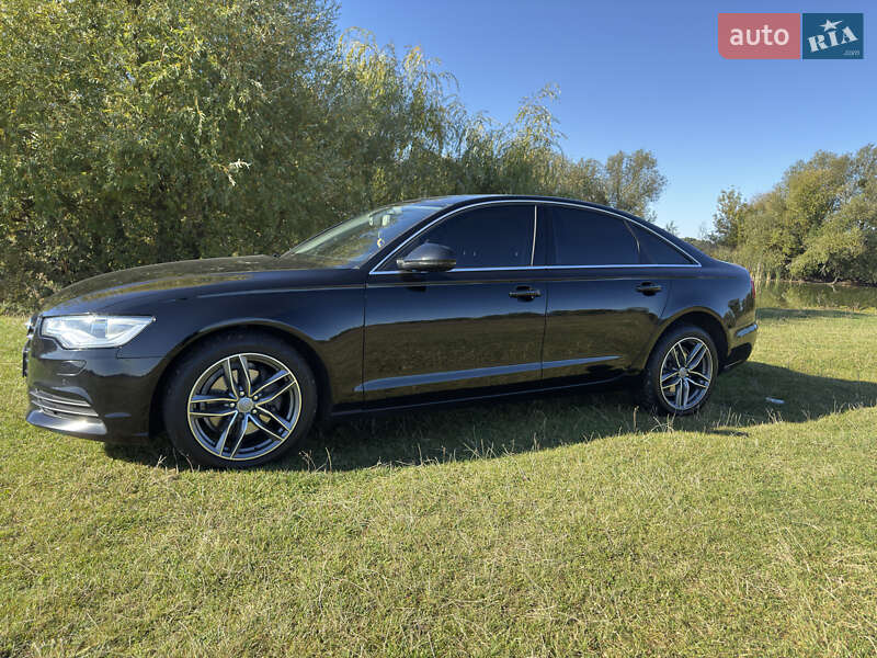 Седан Audi A6 2014 в Киеве