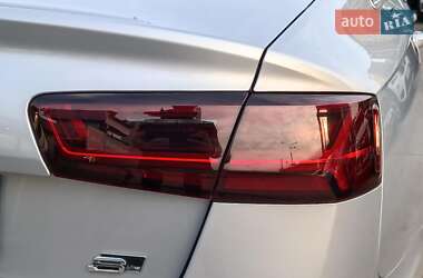 Седан Audi A6 2017 в 
