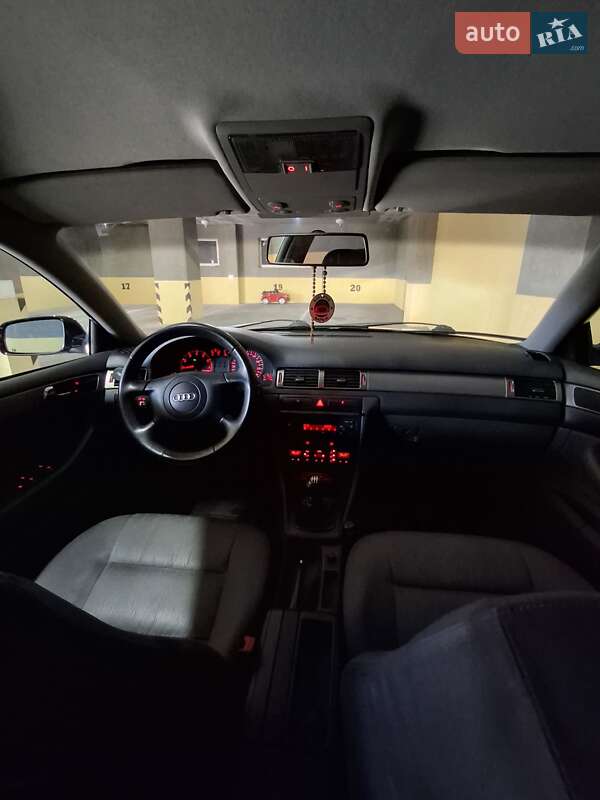 Седан Audi A6 1999 в Шептицькому