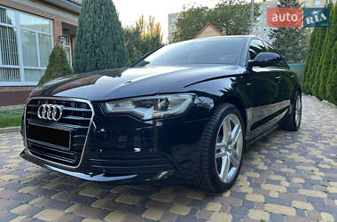 Седан Audi A6 2013 в 