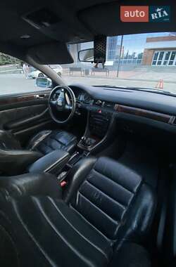 Универсал Audi A6 2001 в 