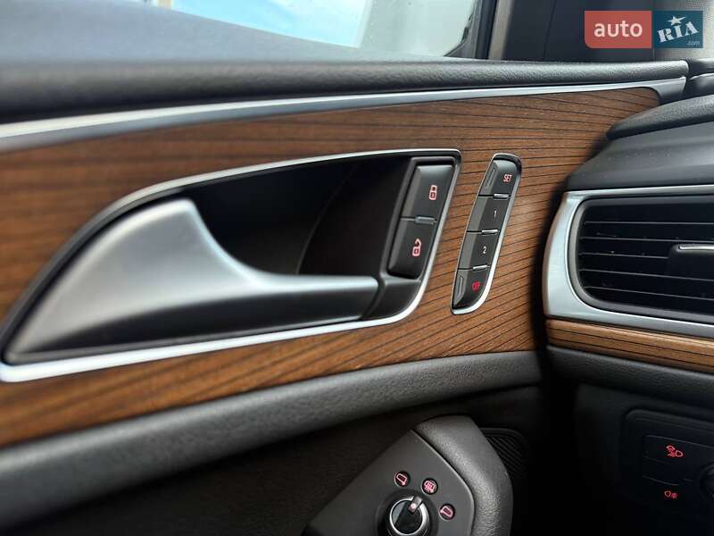 Седан Audi A6 2015 в Киеве