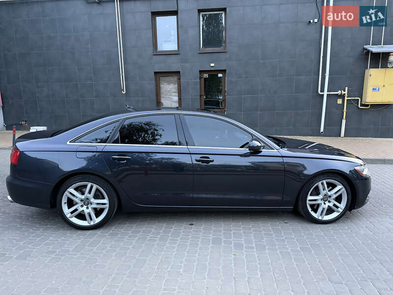 Седан Audi A6 2014 в Киеве