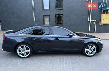 Седан Audi A6 2014 в 