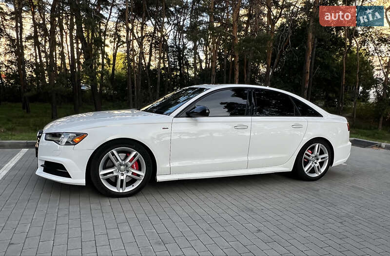 Седан Audi A6 2015 в Горішніх Плавнях