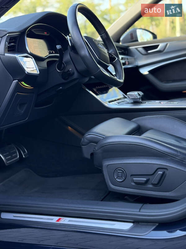 Седан Audi A6 2019 в Киеве