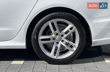 Седан Audi A6 2015 в 