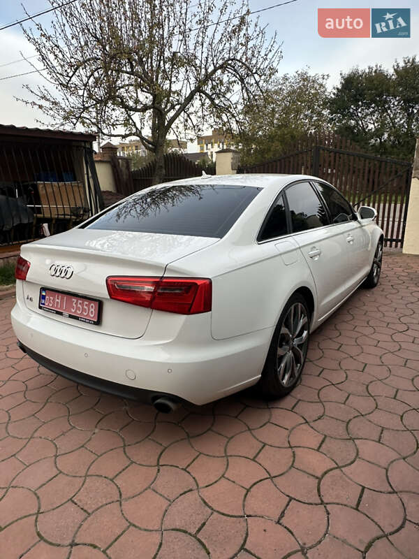 Седан Audi A6 2013 в Луцке