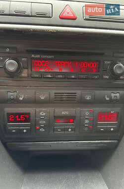 Седан Audi A6 2001 в 